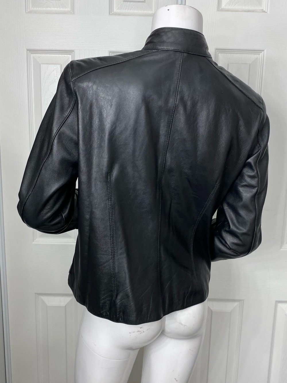 💯 Leather Button-Front Jacket - Picture 10 of 15